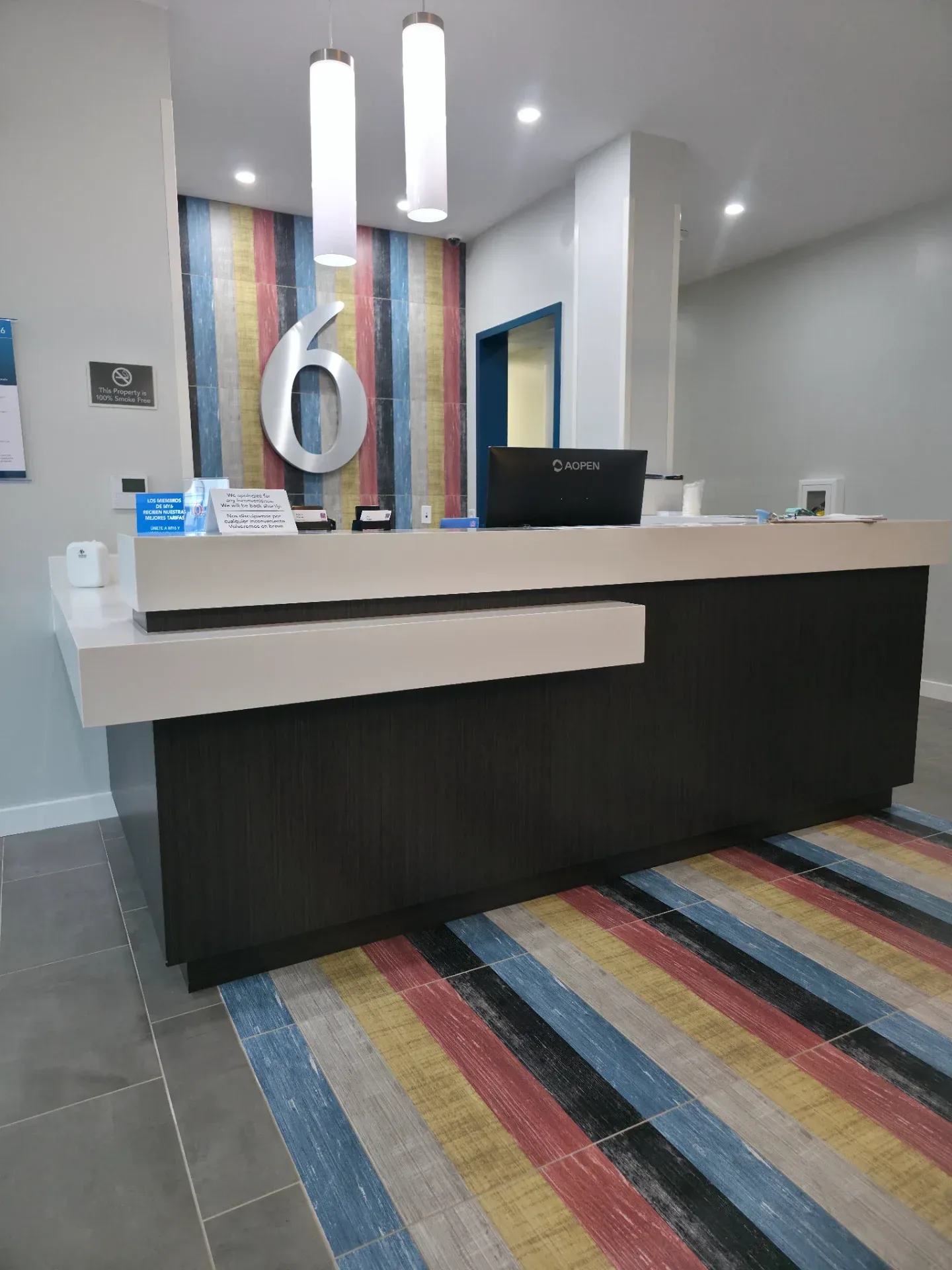 Hotel Millwork at Studio 6, project photo 1